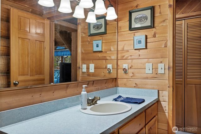 31116 Webster Road E, Eatonville, WA 98328