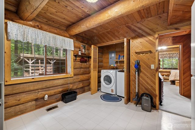 31116 Webster Road E, Eatonville, WA 98328