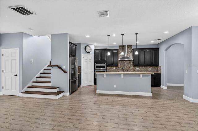 1204 LEXINGTON AVENUE, Davenport, FL 33837