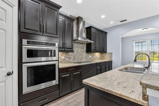 1204 LEXINGTON AVENUE, Davenport, FL 33837