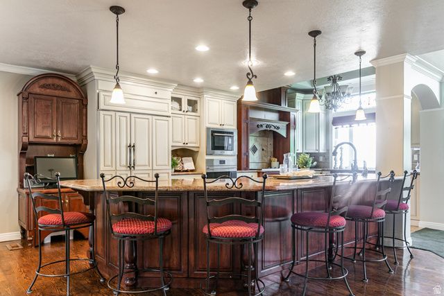 3237 TWIN PEAKS DR, Layton, UT 84040