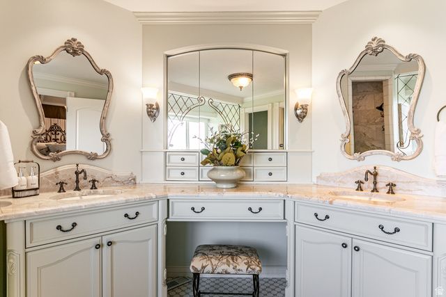 3237 TWIN PEAKS DR, Layton, UT 84040