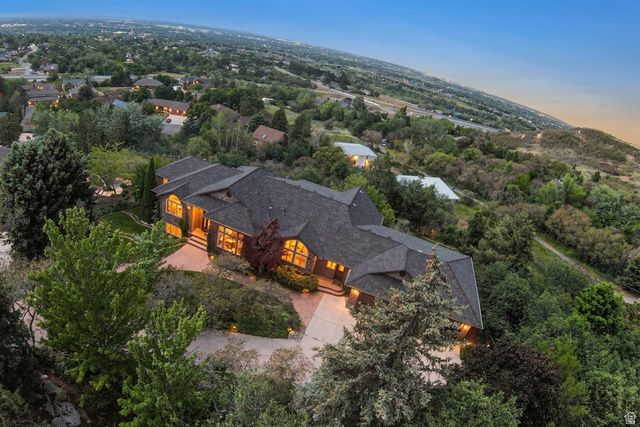 3237 TWIN PEAKS DR, Layton, UT 84040