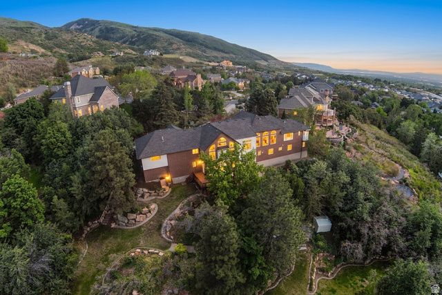 3237 TWIN PEAKS DR, Layton, UT 84040