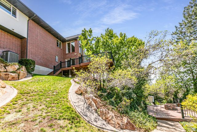 3237 TWIN PEAKS DR, Layton, UT 84040