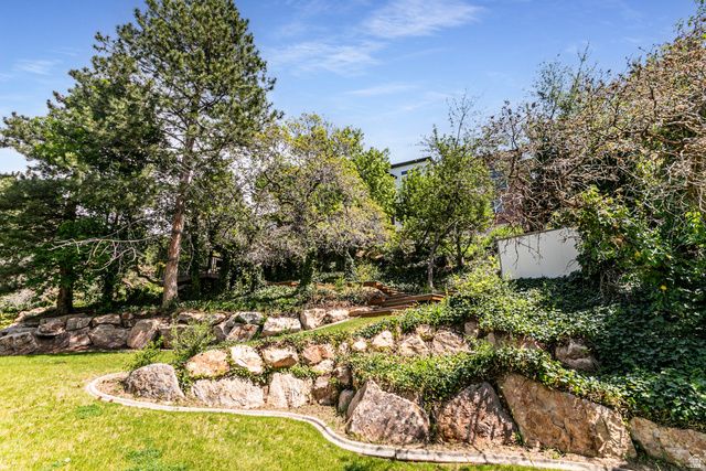 3237 TWIN PEAKS DR, Layton, UT 84040