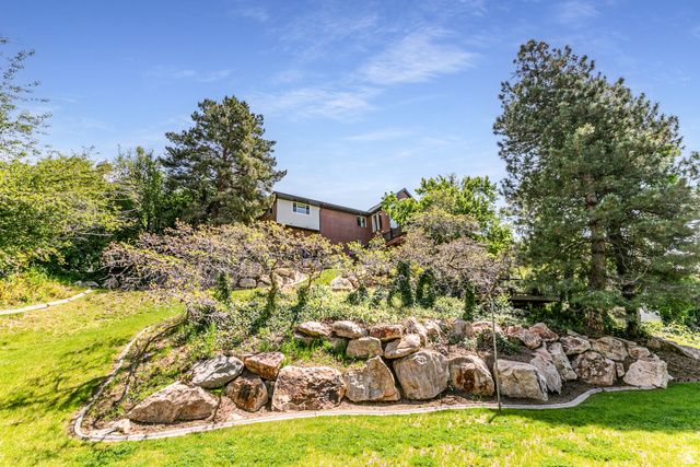 3237 TWIN PEAKS DR, Layton, UT 84040