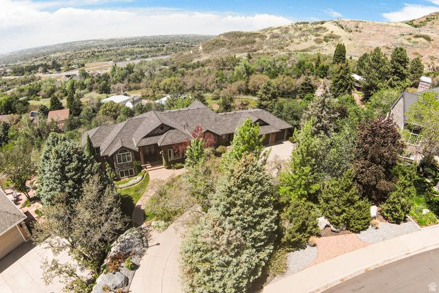3237 TWIN PEAKS DR, Layton, UT 84040