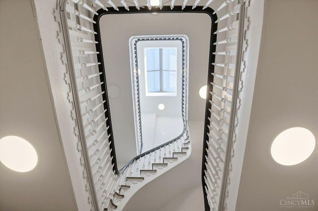 33 E Court Street, Cincinnati, OH 45202