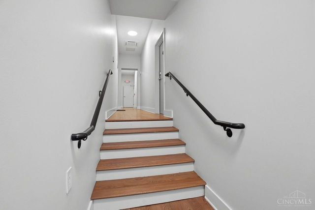 33 E Court Street, Cincinnati, OH 45202