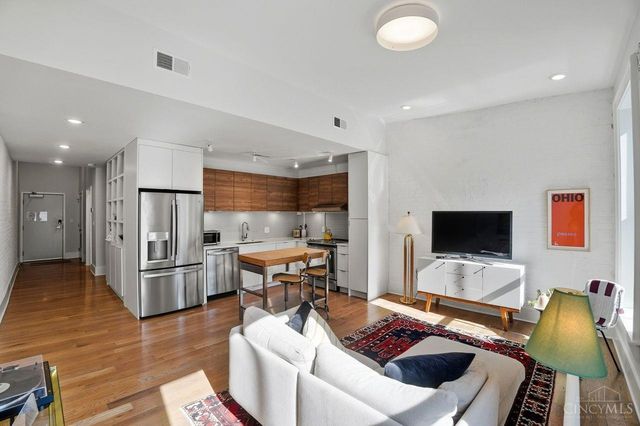 33 E Court Street, Cincinnati, OH 45202