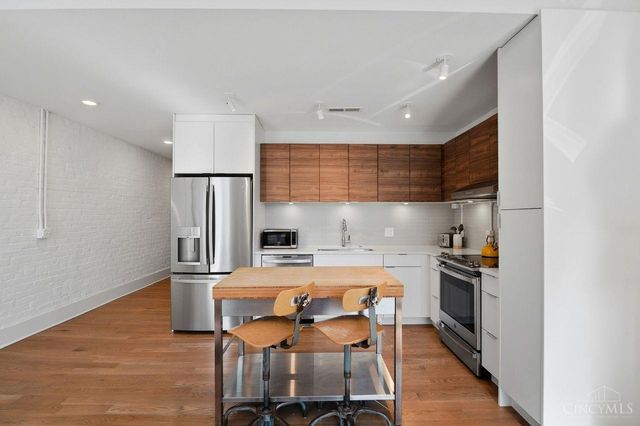 33 E Court Street, Cincinnati, OH 45202