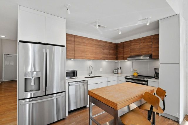 33 E Court Street, Cincinnati, OH 45202