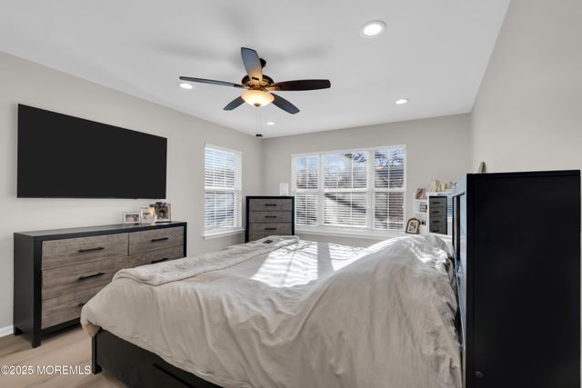 81 Wood Duck Court, Freehold, NJ 07728