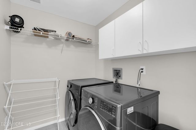 81 Wood Duck Court, Freehold, NJ 07728