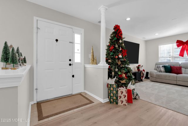 81 Wood Duck Court, Freehold, NJ 07728