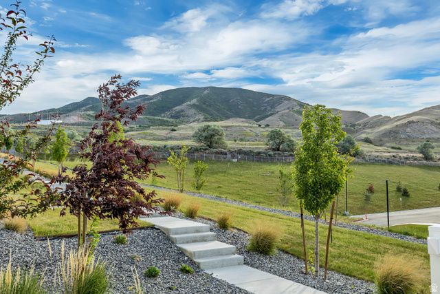 4064 S PITCHBLACK LN, Magna, UT 84044
