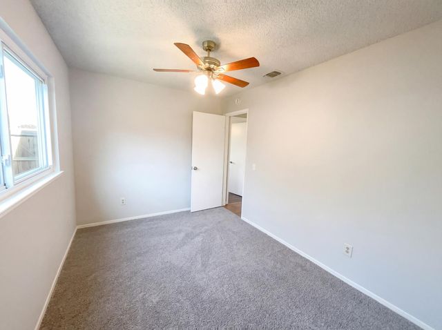 141 Sierra Woods Cir, Folsom, CA 95630