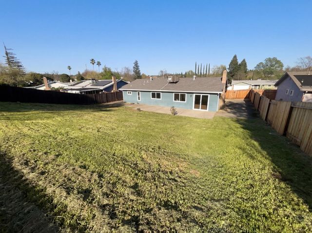 141 Sierra Woods Cir, Folsom, CA 95630