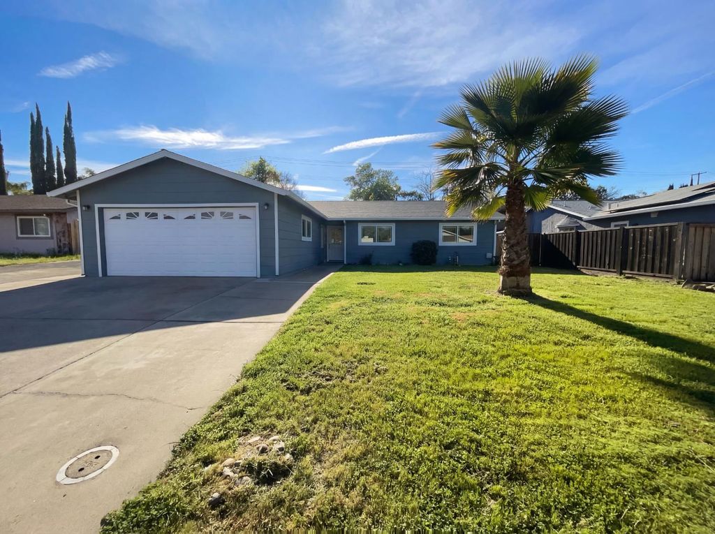 141 Sierra Woods Cir, Folsom, CA 95630