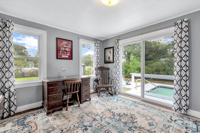 7 Queens Bay Lane, Buzzards Bay, MA 02532