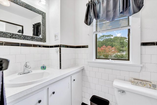 7 Queens Bay Lane, Buzzards Bay, MA 02532
