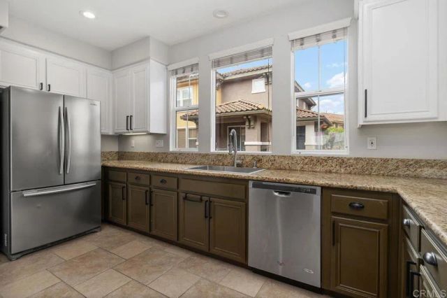112 Via Sovana, Santee, CA 92071