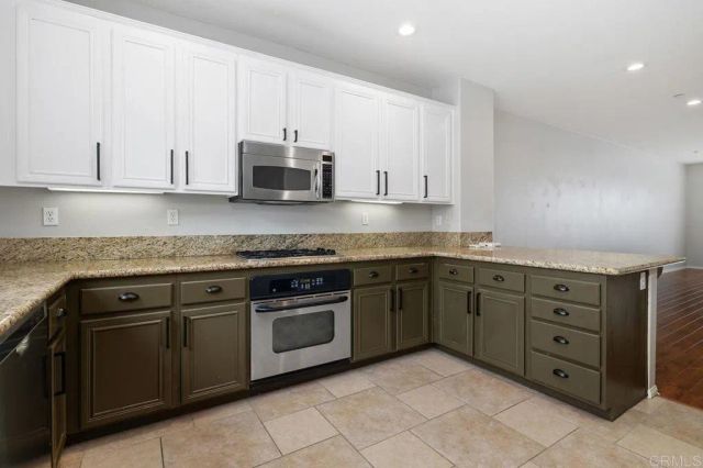 112 Via Sovana, Santee, CA 92071