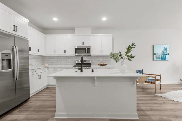 319 MINNEOLA PLACE, Fallbrook, CA 92028