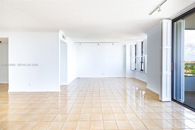 600 Three Islands Blvd 402, Hallandale Beach, FL 33009