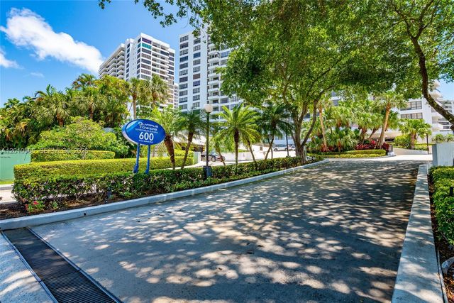 600 Three Islands Blvd 402, Hallandale Beach, FL 33009