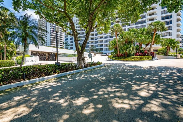 600 Three Islands Blvd 402, Hallandale Beach, FL 33009