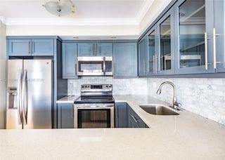 600 Three Islands Blvd 402, Hallandale Beach, FL 33009