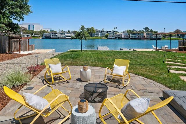 1749 Lake Street, San Mateo, CA 94403