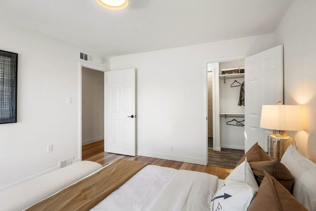 1749 Lake Street, San Mateo, CA 94403