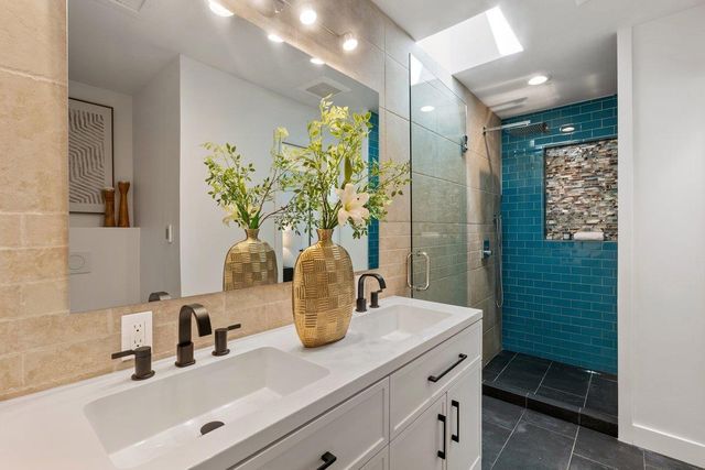 1749 Lake Street, San Mateo, CA 94403