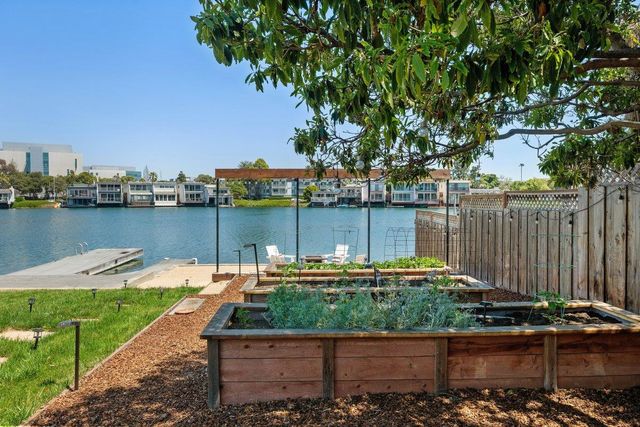 1749 Lake Street, San Mateo, CA 94403