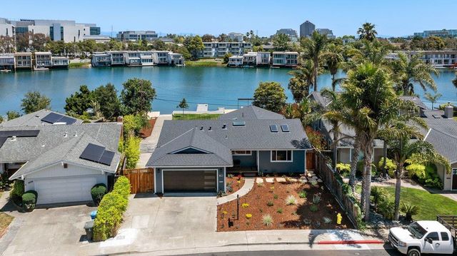 1749 Lake Street, San Mateo, CA 94403