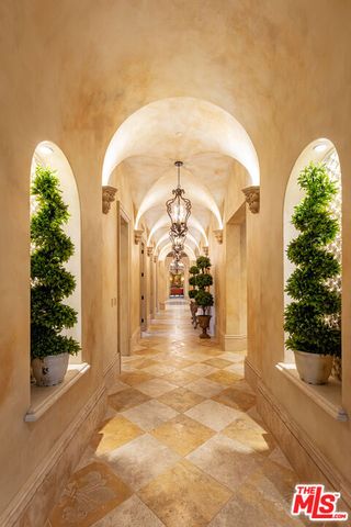 25305 Prado De La Felicidad, Calabasas, CA 91302