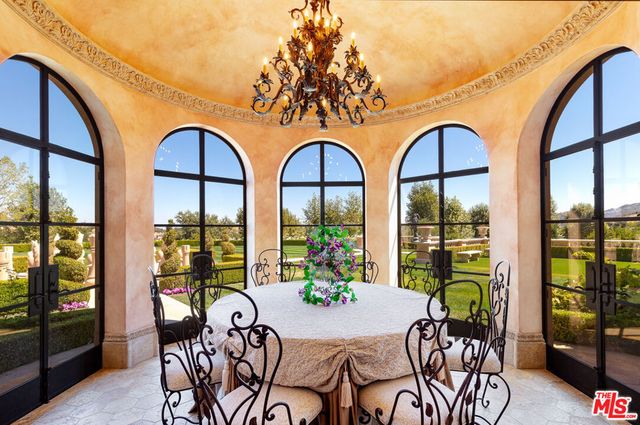 25305 Prado De La Felicidad, Calabasas, CA 91302