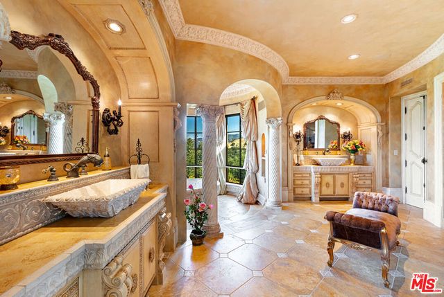 25305 Prado De La Felicidad, Calabasas, CA 91302