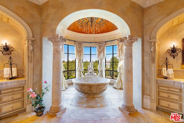 25305 Prado De La Felicidad, Calabasas, CA 91302