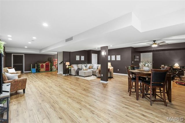 301 Meadow Chase Drive, Festus, MO 63028