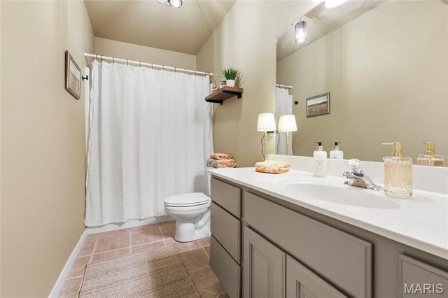 301 Meadow Chase Drive, Festus, MO 63028