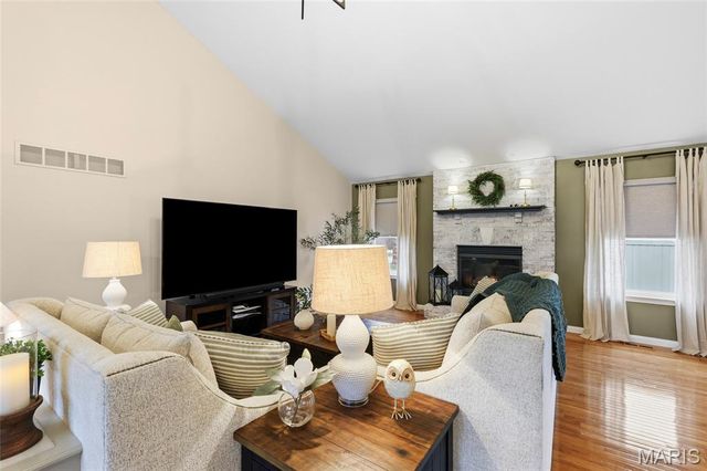 301 Meadow Chase Drive, Festus, MO 63028