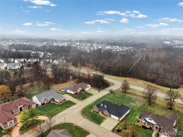 301 Meadow Chase Drive, Festus, MO 63028