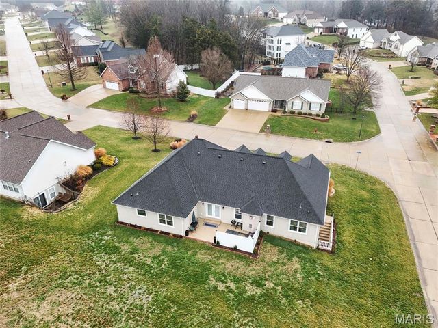 301 Meadow Chase Drive, Festus, MO 63028
