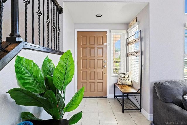 3718 Via Las Villas, Oceanside, CA 92056