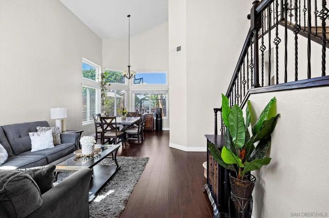 3718 Via Las Villas, Oceanside, CA 92056