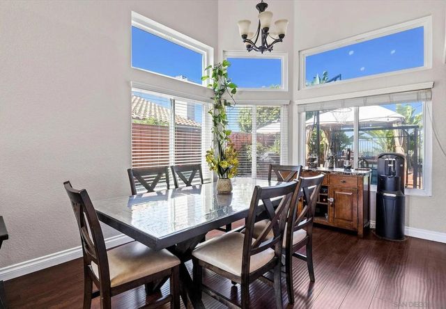 3718 Via Las Villas, Oceanside, CA 92056